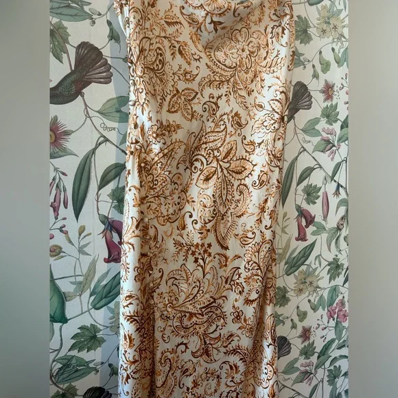 SOLD 🙈 Dress Forum Satin Paisley Dress *oversized - Picture 2 of 5